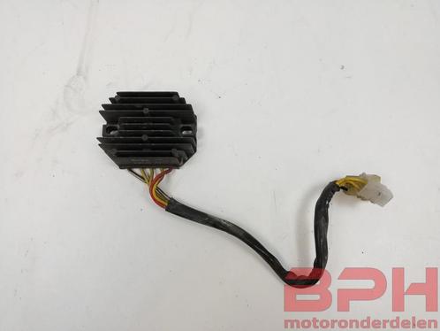 Spanningsregelaar Suzuki GS500 1989 t/m 2001 GS 500 500e, Motoren, Onderdelen | Suzuki, Gebruikt, Ophalen of Verzenden