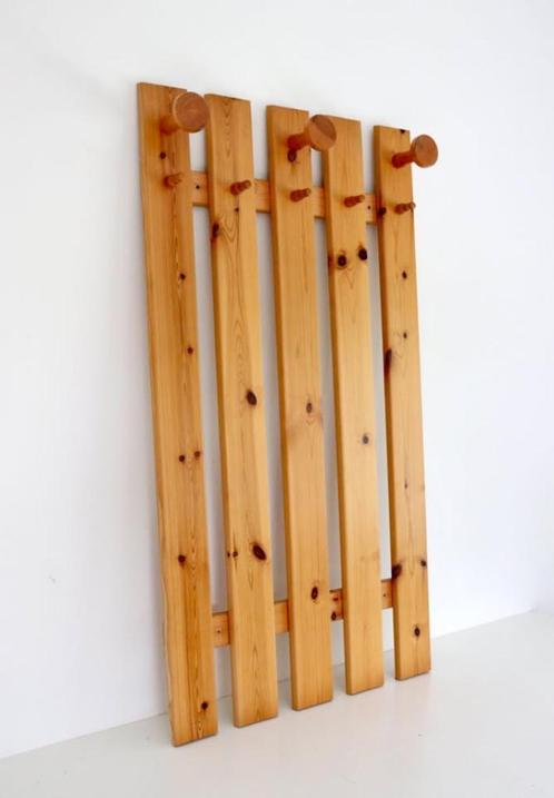 Vintage Tilja IKEA Wall-mounted coat rack, Huis en Inrichting, Woonaccessoires | Kapstokken, Gebruikt, Wandkapstok, Hout, Ophalen