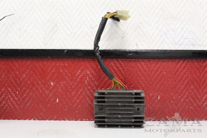 REGULATEUR DE TENSION Monster 800 S i.e 2003 (M800S i.e), Motos, Pièces | Ducati, Utilisé