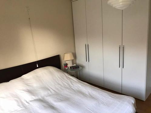 Kwalitatieve hoge witte kleerkasten wand 2 m en 3,5 m, Huis en Inrichting, Kasten | Kleerkasten, Zo goed als nieuw, 200 cm of meer