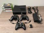 Xbox 360 S 250GB + 3 controllers + 10 games + Scart kabel., Games en Spelcomputers, Spelcomputers | Xbox 360, Ophalen, Met 3 controllers of meer