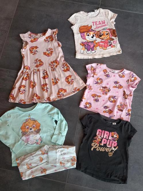 Meisjeskleding maat 98-104, Kinderen en Baby's, Kinderkleding | Kinder-kledingpakketten, Zo goed als nieuw, Maat 98, Ophalen of Verzenden