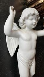 Engeltje beeldje putti in biscuit, 25 cm angel engel puti, Verzamelen, Beelden en Beeldjes, Ophalen of Verzenden, Zo goed als nieuw