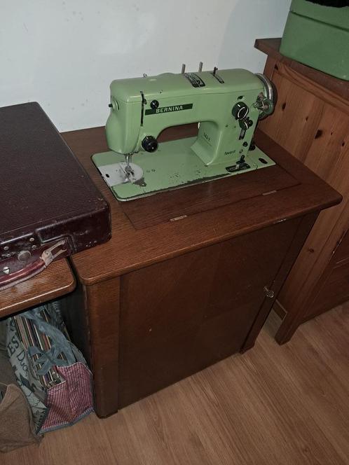 bernina type 540-2, Hobby en Vrije tijd, Naaimachines en Toebehoren, Zo goed als nieuw, Naaimachine, Bernina, Ophalen