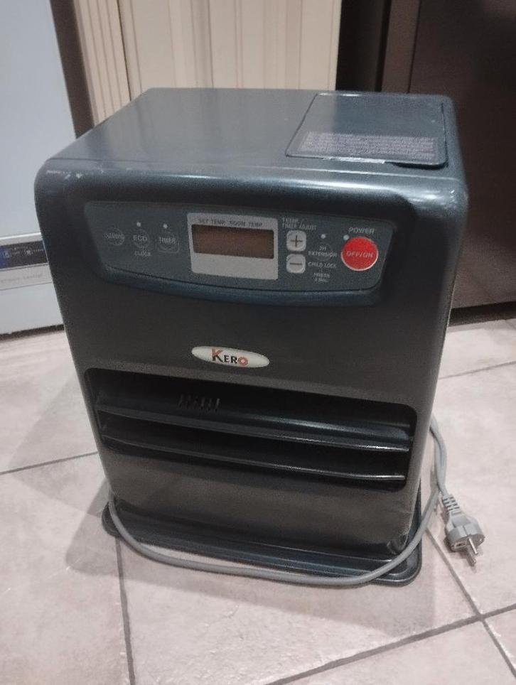 Poêle a pétrole Kero sre 301, Bricolage & Construction, Chauffage & Radiateurs, Utilisé, Poêle, 800 watts ou plus, Enlèvement