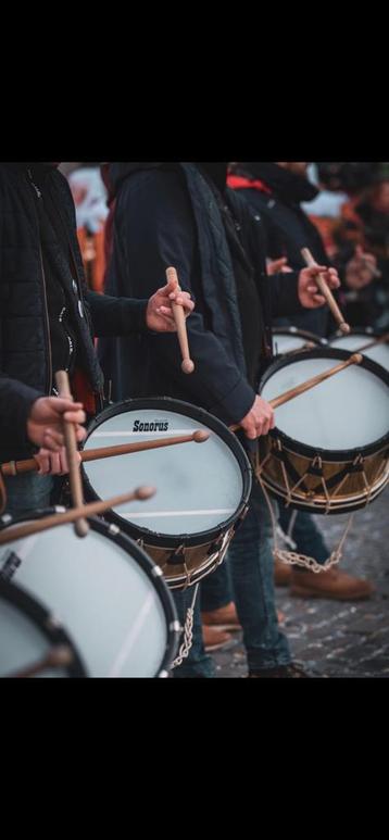 Cours de tambour particulier, Contacts & Messages, Faire de la musique & Membres de groupe