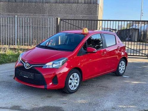 Toyota Yaris 1.0i VVT-i Active and pack Live 2, Autos, Toyota, Entreprise, Yaris, ABS, Airbags, Air conditionné, Bluetooth, Ordinateur de bord