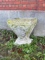 Brocante betonnen bloempot, Ophalen, Gebruikt, Beton