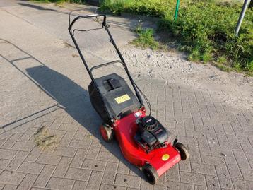 Grasmaaier Zelftrekker Briggs & stratton beschikbaar voor biedingen