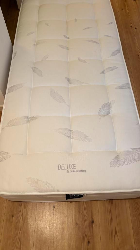 Matelas de luxe (90x200 cm) H 26/27 MEDIUM, Maison & Meubles, Chambre à coucher | Matelas & Sommiers, Utilisé, Matelas, Enlèvement