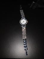 Horloge  dame bustdown gemaakt van neppe diamant, Handtassen en Accessoires, Horloges | Dames, Ophalen, Zo goed als nieuw