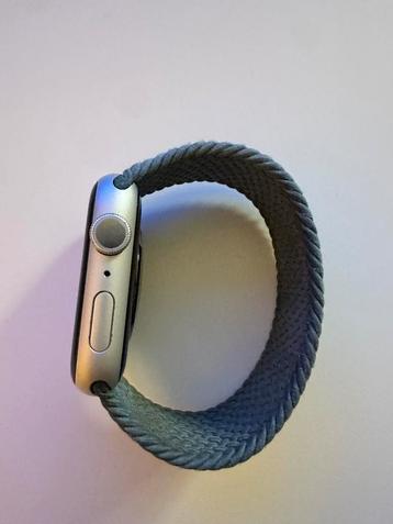 Apple watch series 8 - braided solo loop blauw beschikbaar voor biedingen
