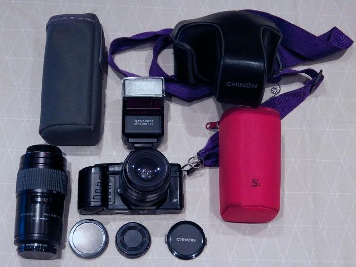 CHINON CP-9AF Spiegelreflexcamera met Toebehoren., Audio, Tv en Foto, Fotocamera's Analoog, Gebruikt, Spiegelreflex, Ophalen of Verzenden