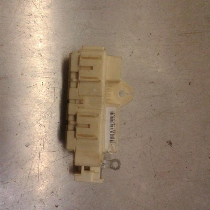 RELAIS Daihatsu Sirion 2 (M3) (01-2005/06-2013), Auto-onderdelen, Elektronica en Kabels, Daihatsu, Gebruikt