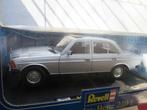 Revell Mercedes Benz 230 E silber 1:18, Hobby en Vrije tijd, Ophalen of Verzenden, Zo goed als nieuw, Auto, Revell