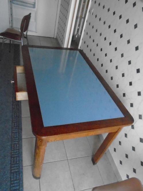 Grote mooie eiken (keuken)tafel met lade 124 L 75 B en 75 H, Huis en Inrichting, Tafels | Eettafels, Gebruikt, 50 tot 100 cm, 100 tot 150 cm