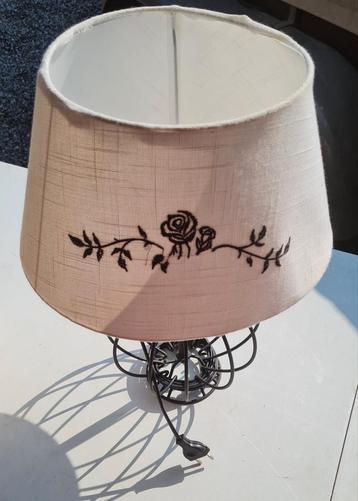 Lampe avec Abat-jour  beschikbaar voor biedingen