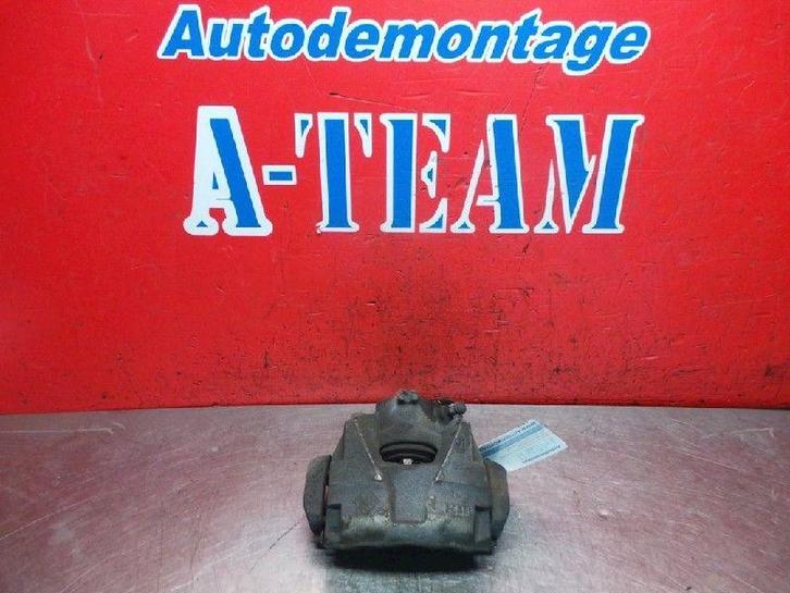 REMKLAUW LINKS VOOR ABS Renault Captur (2R) (01-2013/-), Auto-onderdelen, Remmen en Aandrijving, Renault, Gebruikt