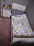 Neyt Slaapkamer éénpersoonsbed met nachtkastje en toebehoren, Huis en Inrichting, Slaapkamer | Bedden, Ophalen, 100 cm, Eenpersoons