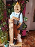 Av Tintin et milou en bois 70 €, Collections, Statues & Figurines, Comme neuf, Enlèvement ou Envoi