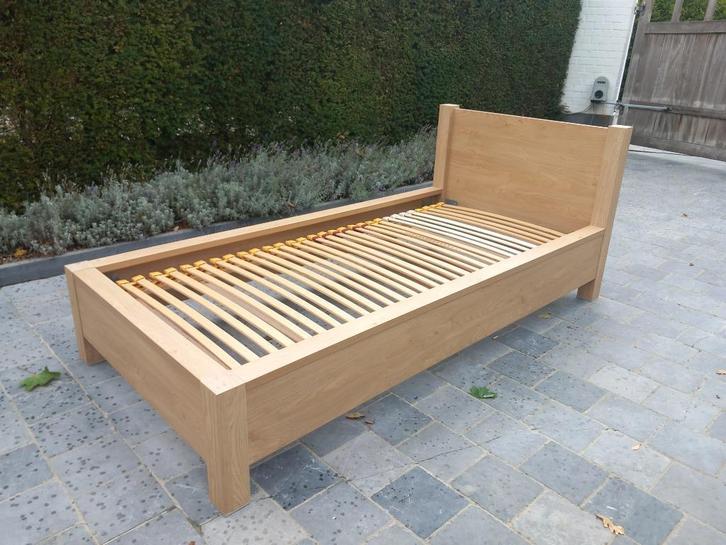 1 persoonsbed, Huis en Inrichting, Slaapkamer | Bedden, Gebruikt, Eenpersoons, 90 cm, 200 cm, Hout, Beige, Ophalen