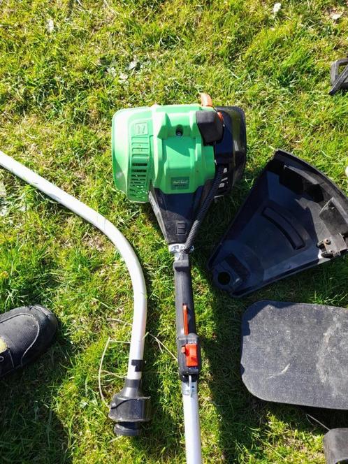 Nieuwe grensfrees voor benzine, Tuin en Terras, Grastrimmers, Nieuw, Benzine, Ophalen