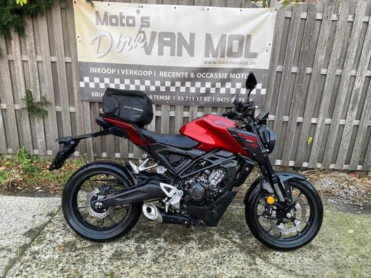 honda cb 125r abs bj 2025 zeer goede staat + opties, Motoren, Motoren | Honda, Bedrijf, Naked bike, 11 kW of minder, 1 cilinder