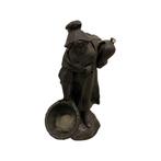 Sculpture Plâtre : Femme à la Cruche et Manne Noire, Enlèvement