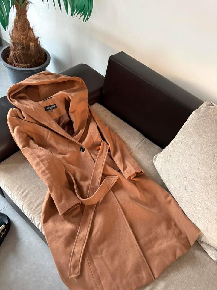 Stijlvolle bruine herfstjas – Ventiuno – maat S, Kleding | Dames, Jassen | Winter, Zo goed als nieuw, Maat 36 (S), Ophalen