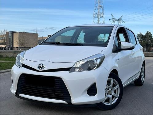 Toyota Yaris 1.5 VVT-i Hybrid //Camera Navigatie//, Auto's, Toyota, Bedrijf, Te koop, Yaris, ABS, Achteruitrijcamera, Airbags