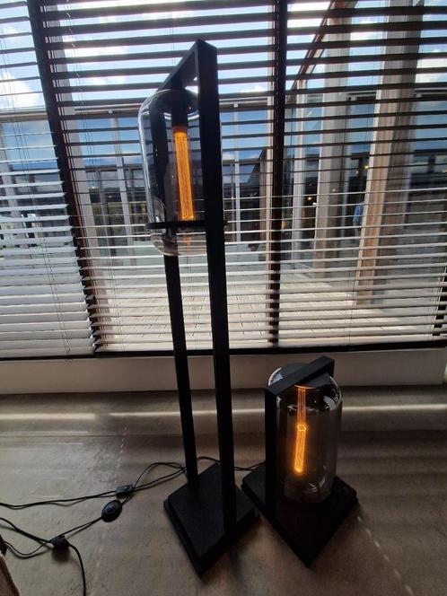 By Eve 2 x vloerlamp aan speciale korting, Huis en Inrichting, Lampen | Vloerlampen, Nieuw, Glas, Metaal, Ophalen