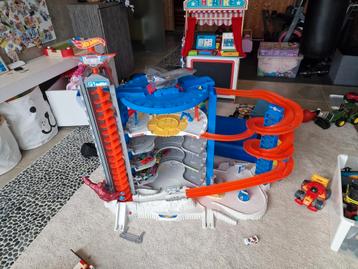 Hot Wheels Super City Ultimate Garage Gorilla beschikbaar voor biedingen