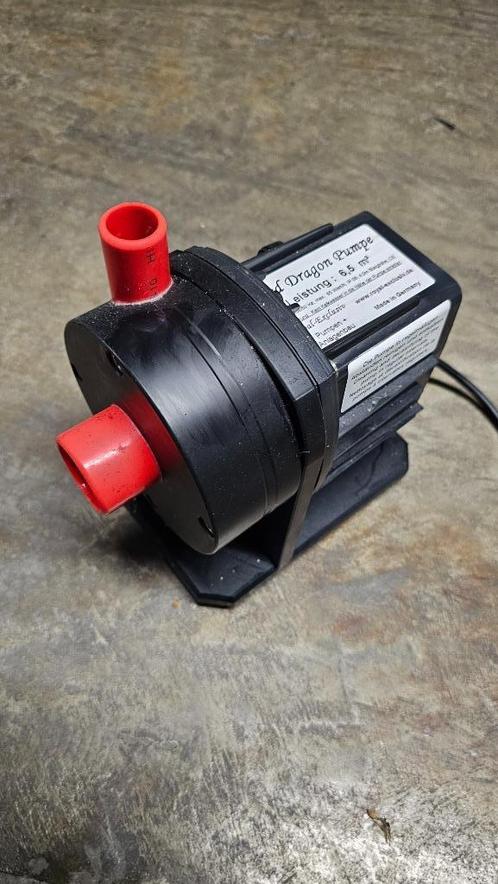 Red Dragon pomp van 6,5 m³, Dieren en Toebehoren, Vissen | Aquaria en Toebehoren, Zo goed als nieuw, Filter of Co2, Ophalen