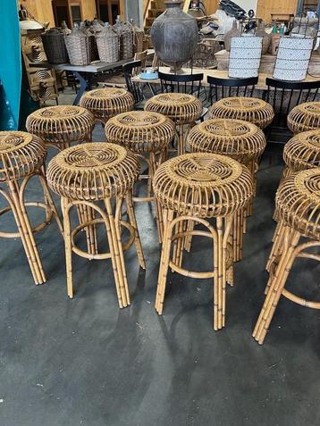 18 Unieke Ibiza/Boho Barkrukken merk Satelliet Nieuw beschikbaar voor biedingen