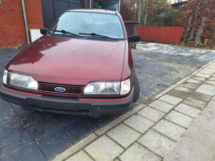 Ford Sierra 1.8 Turbo Diesel CLX, Auto's, Ford, Particulier, Sierra, Open dak, Diesel, Berline, 5 deurs, Handgeschakeld, Rood