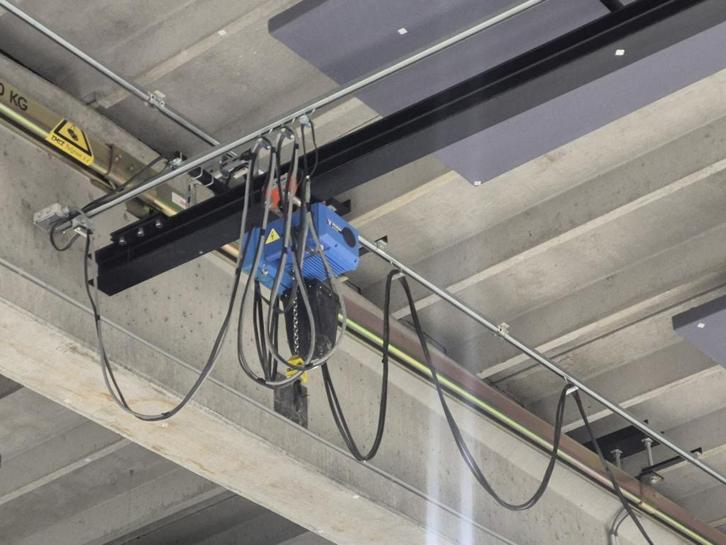 Rolbrug railsysteem 12x6m, Doe-het-zelf en Bouw, Lieren en Takels, Gebruikt, Elektrisch, Ophalen