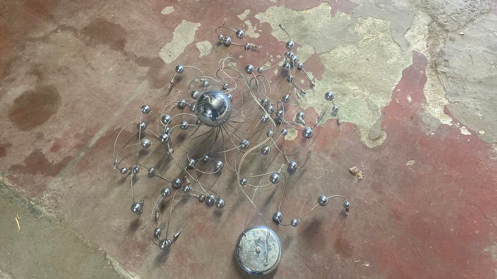 Gratis Luster met balletjes, Enlèvement, Comme neuf