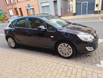 Opel Astra - 2011- 150 000 km - diesel-gekeurd voor verkoop beschikbaar voor biedingen
