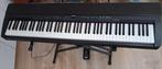 Yamaha P140 digitale piano + Stagg hardcase, Enlèvement, Comme neuf, Piano
