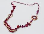Neuf ! Joli long collier rose et doré, Bijoux, Sacs & Beauté, Colliers, Enlèvement ou Envoi, Neuf, Rose