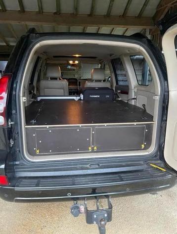 Kofferinbouw landcruiser 120 LWB beschikbaar voor biedingen