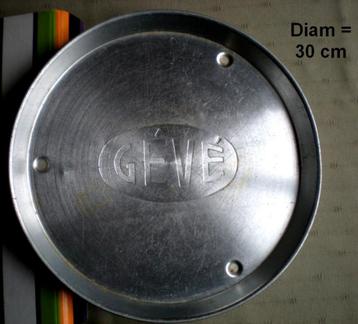 GEVE Antiek metalen dienblad 30 cm beschikbaar voor biedingen
