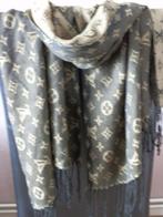 Louis Vuitton logo sjaal., Kleding | Dames, Mutsen, Sjaals en Handschoenen, Louis vuitton, Ophalen of Verzenden, Zo goed als nieuw