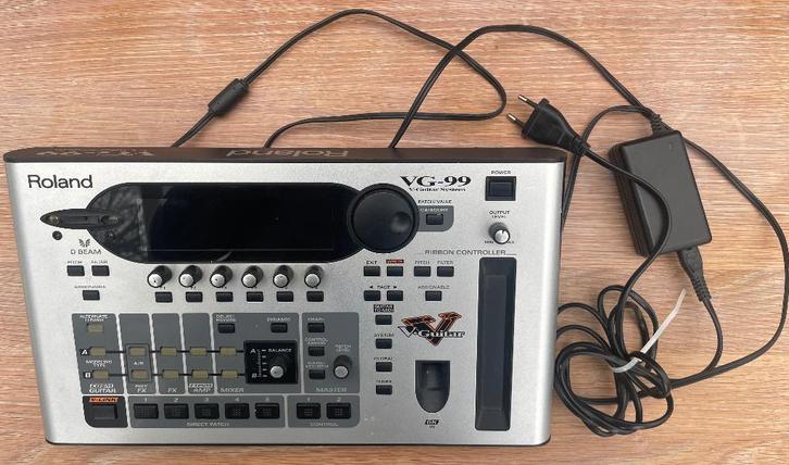 Roland VG99 verkopen, Muziek en Instrumenten, Synthesizers, Gebruikt, Roland, Met midi-aansluiting, Ophalen of Verzenden