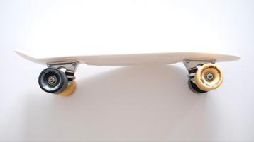 Penny Board - Juicy Susi wit beschikbaar voor biedingen