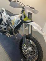 Husqvarna FE 350 MY'22 ref. LS 3180, Motoren, Bedrijf, Enduro, 11 kW of minder, Minimaal motorrijbewijs A2
