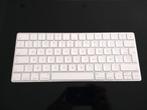 Apple magic 2 azerty draadloos toetsenbord (nieuwstaat), Computers en Software, Ophalen, Azerty, Zo goed als nieuw, Draadloos