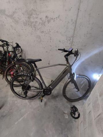 fiets electrisch beschikbaar voor biedingen