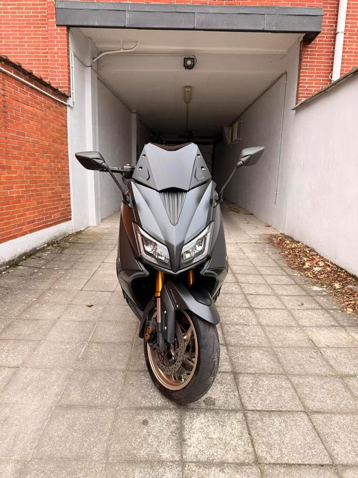Yamaha T-MAX 530 Iron Max, Motoren, Motoren | Yamaha, Particulier, Scooter, 12 t/m 35 kW, Minimaal motorrijbewijs A2, ABS, LED Verlichting