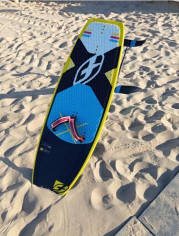 F One, foilboard, Déjouer, Enlèvement ou Envoi, Comme neuf, Planche de kite